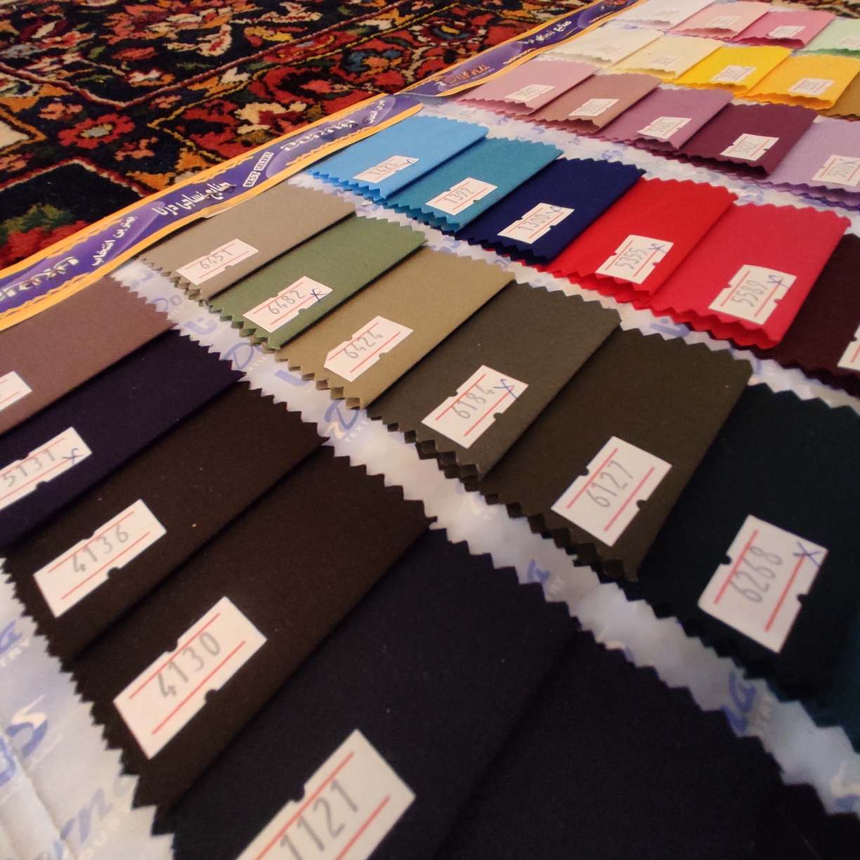 خرید و قیمت پارچه تترون بروجرد عرض 90 و عرض 150